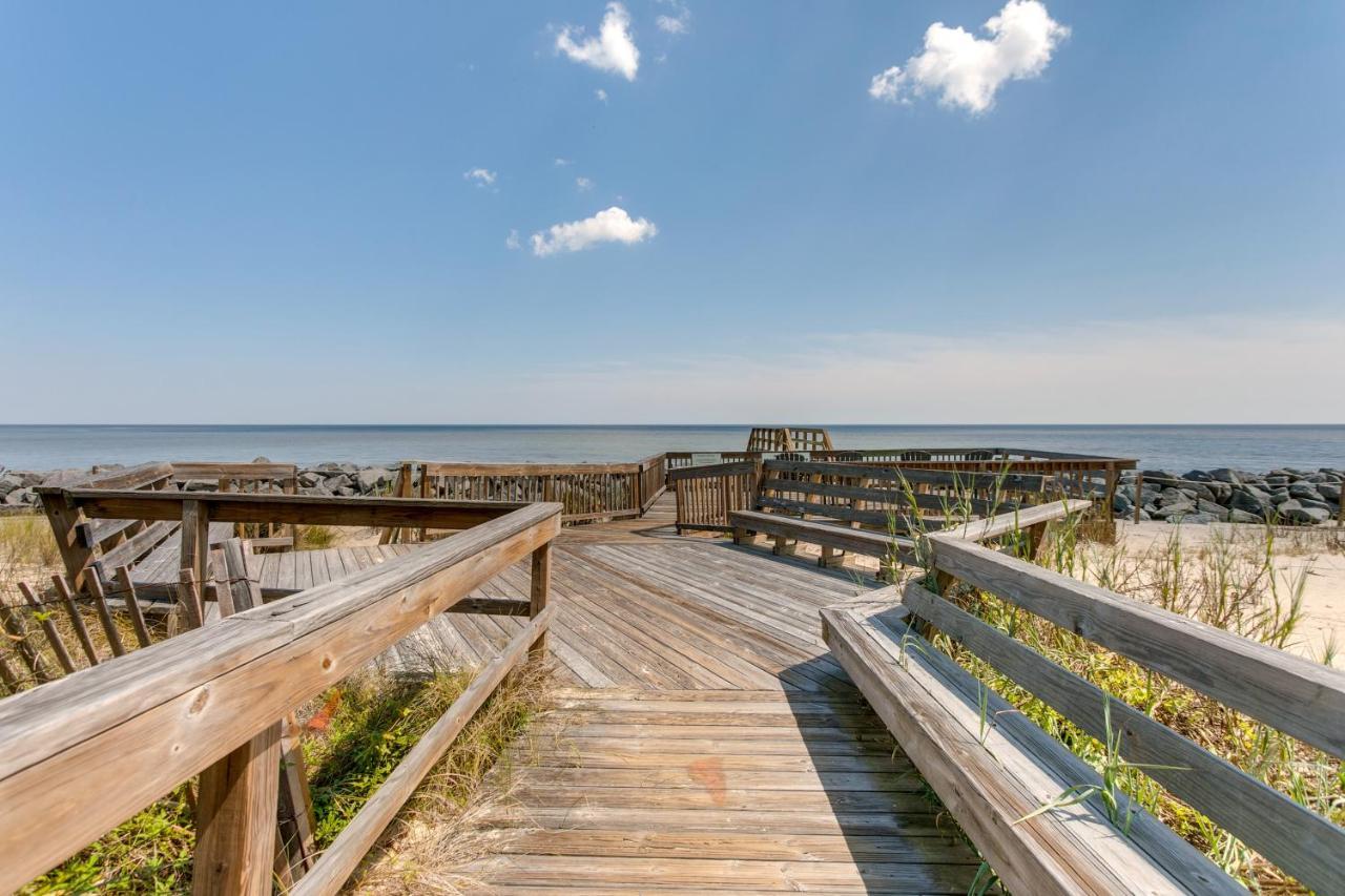 Luxe Jekyll Island Home With Beach And Pool Access Екстериор снимка